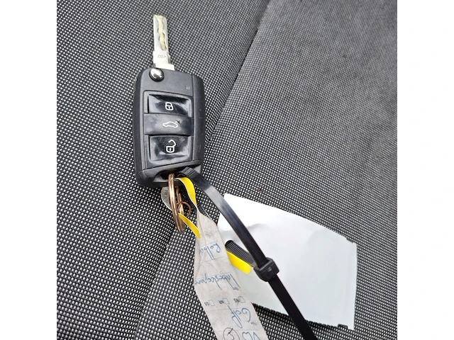 Personenauto volkswagen, golf tdi - afbeelding 28 van  34