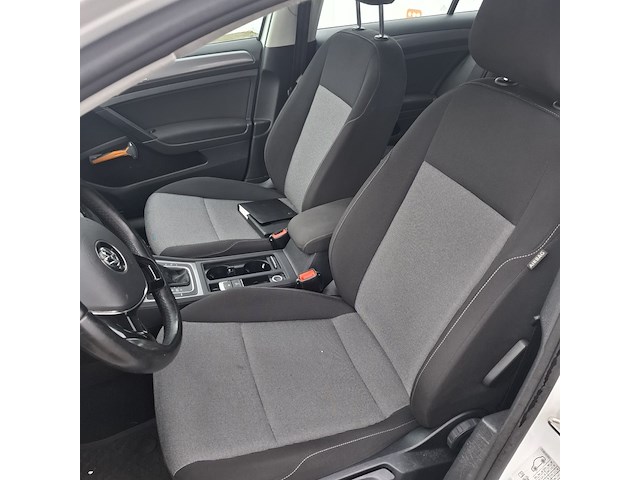 Personenauto, volkswagen, golf variant 1.6, 2017 - afbeelding 8 van  50