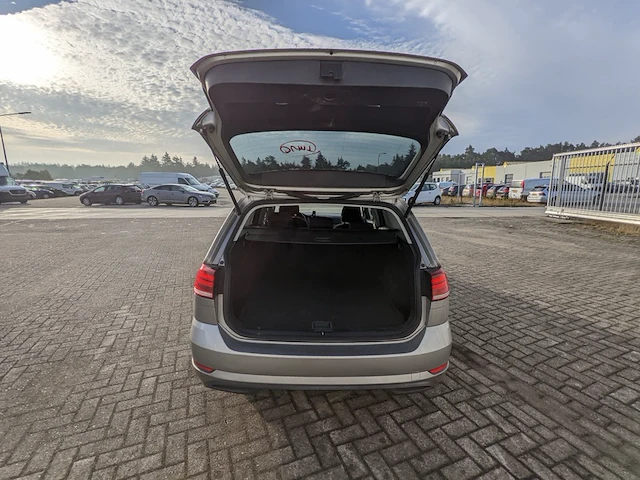 Personenauto, volkswagen, golf variant 1.6 tdi comfortline, 2019 - afbeelding 24 van  44