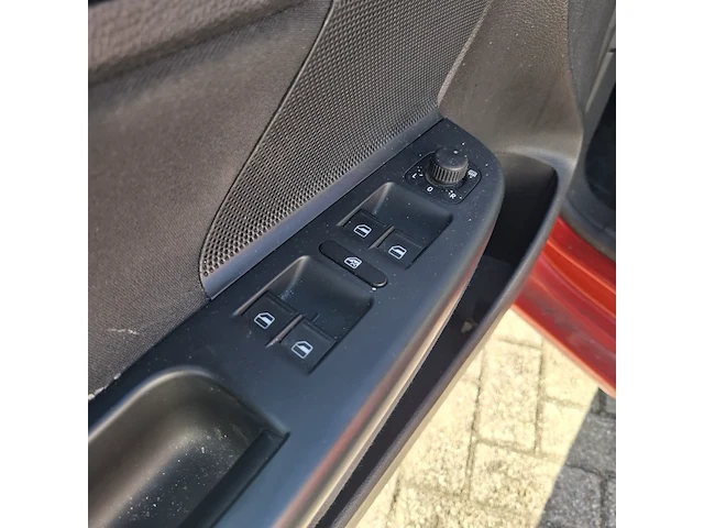 Personenauto volkswagen, golf variant 1.6 tdi comfortline bluemotion, bouwjaar 2013 - afbeelding 7 van  52