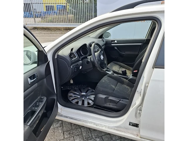 Personenauto volkswagen, golf variant 1.6 tdi trendline bluemotion , bouwjaar 2013 - afbeelding 48 van  48