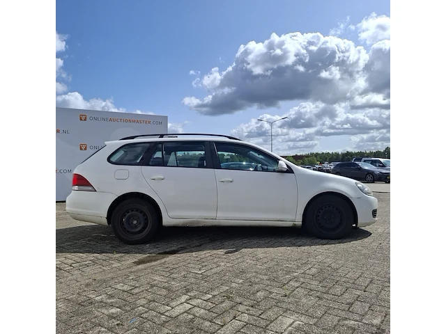 Personenauto volkswagen, golf variant 1.6 tdi trendline bluemotion, bouwjaar 2014 - afbeelding 34 van  60