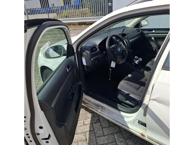 Personenauto volkswagen, golf variant 1.6 tdi trendline bluemotion, bouwjaar 2014 - afbeelding 60 van  60