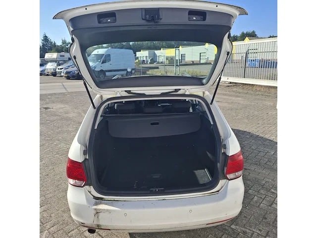 Personenauto volkswagen, golf variant 1.6 tdi trendline bluemotion, bouwjaar 2014 - afbeelding 29 van  50
