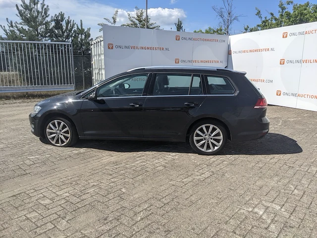 Personenauto volkswagen, golf variant 2.0 tdi highline , bouwjaar 2016 - afbeelding 2 van  46