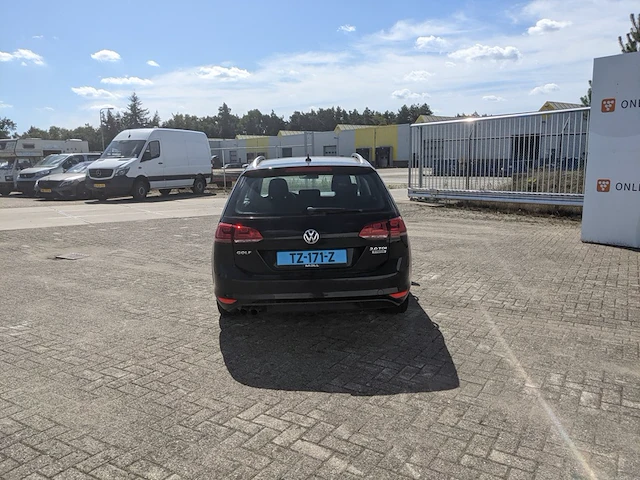 Personenauto volkswagen, golf variant 2.0 tdi highline , bouwjaar 2016 - afbeelding 45 van  46