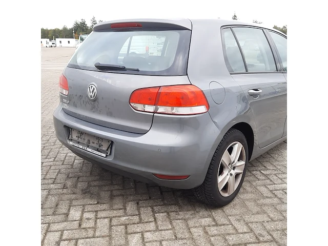 Personenauto volkswagen, golf - afbeelding 4 van  60