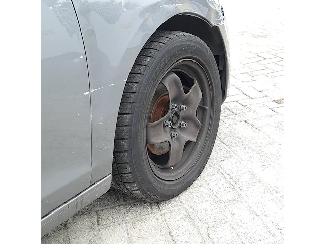 Personenauto volkswagen, golf - afbeelding 7 van  60
