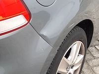 Personenauto volkswagen, golf - afbeelding 10 van  60