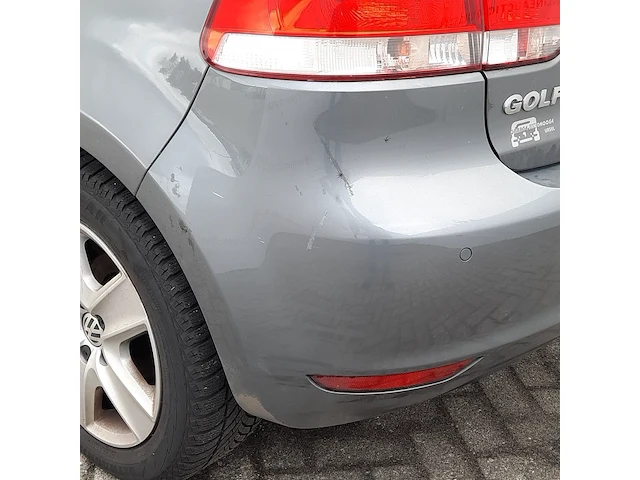 Personenauto volkswagen, golf - afbeelding 14 van  60