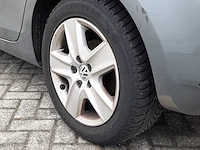 Personenauto volkswagen, golf - afbeelding 15 van  60