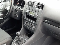 Personenauto volkswagen, golf - afbeelding 49 van  60