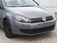 Personenauto volkswagen, golf - afbeelding 56 van  60