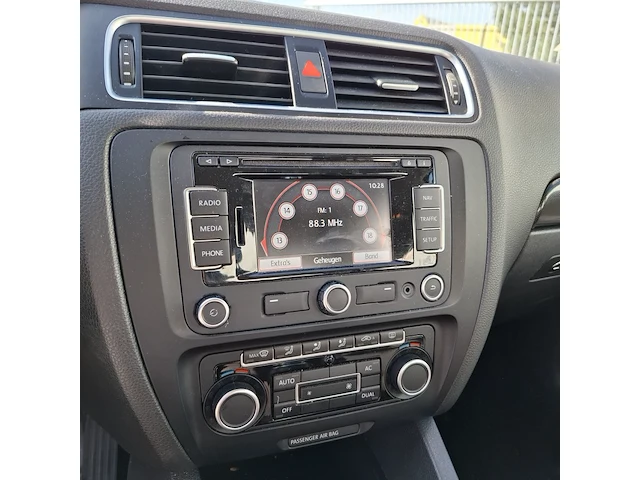 Personenauto volkswagen, jetta 1.2 tsi comfortline, bouwjaar 2012 - afbeelding 9 van  31