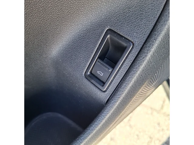 Personenauto volkswagen, jetta 1.2 tsi comfortline, bouwjaar 2012 - afbeelding 15 van  31