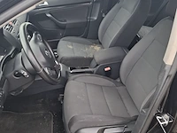 Personenauto volkswagen, jetta - afbeelding 3 van  52