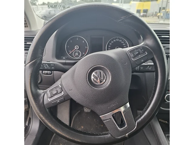 Personenauto volkswagen, jetta - afbeelding 5 van  52