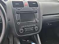 Personenauto volkswagen, jetta - afbeelding 7 van  52