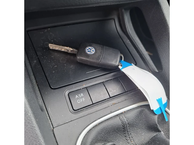 Personenauto volkswagen, jetta - afbeelding 10 van  52