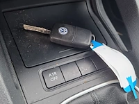 Personenauto volkswagen, jetta - afbeelding 10 van  52