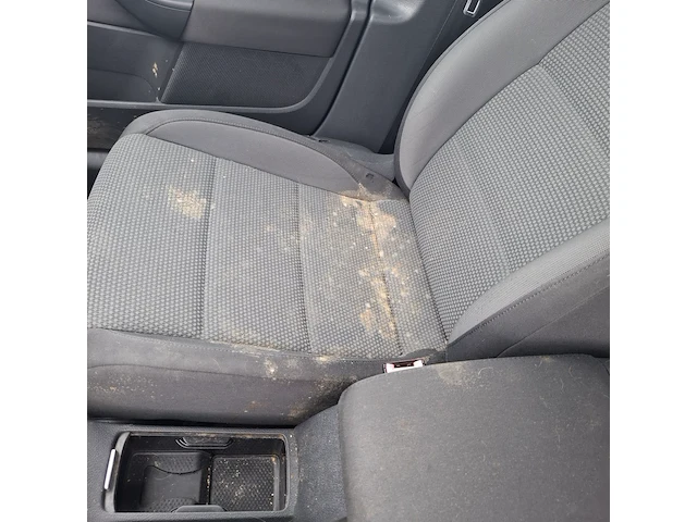 Personenauto volkswagen, jetta - afbeelding 11 van  52