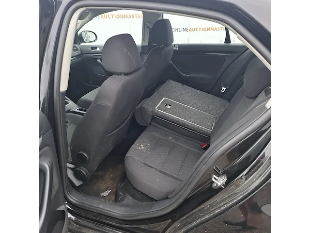 Personenauto volkswagen, jetta - afbeelding 15 van  52
