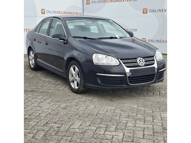 Personenauto volkswagen, jetta - afbeelding 23 van  52