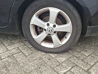 Personenauto volkswagen, jetta - afbeelding 39 van  52