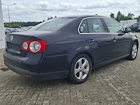 Personenauto volkswagen, jetta - afbeelding 45 van  52