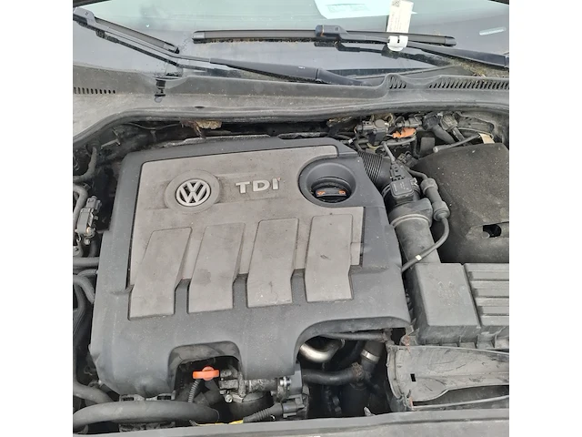 Personenauto volkswagen, jetta - afbeelding 28 van  52