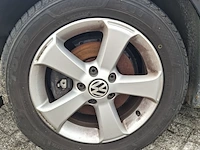 Personenauto volkswagen, jetta - afbeelding 32 van  52