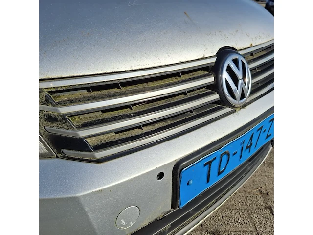 Personenauto volkswagen, passat 2.0 tdi, grijs, bouwjaar 2013 - afbeelding 40 van  45