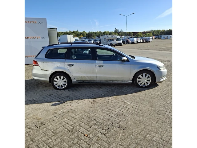 Personenauto volkswagen, passat 2.0 tdi, grijs, bouwjaar 2013 - afbeelding 34 van  45