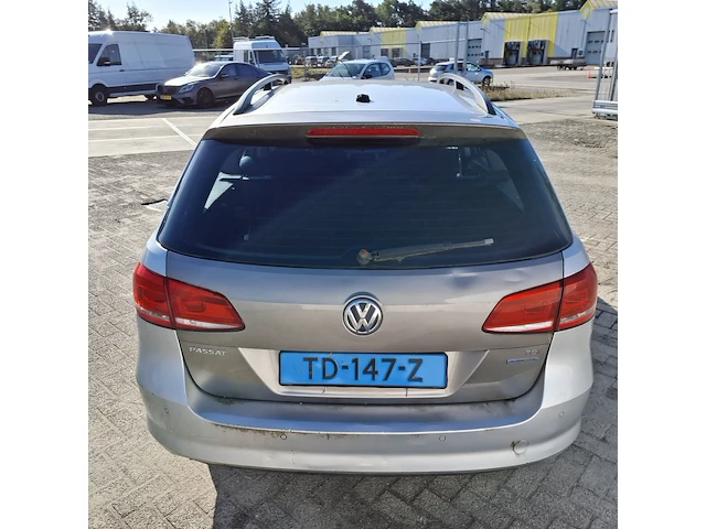 Personenauto volkswagen, passat 2.0 tdi, grijs, bouwjaar 2013 - afbeelding 42 van  45