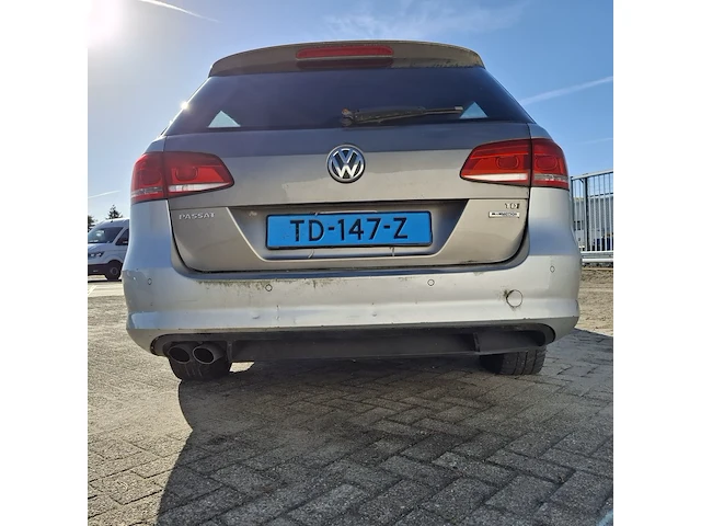 Personenauto volkswagen, passat 2.0 tdi, grijs, bouwjaar 2013 - afbeelding 43 van  45