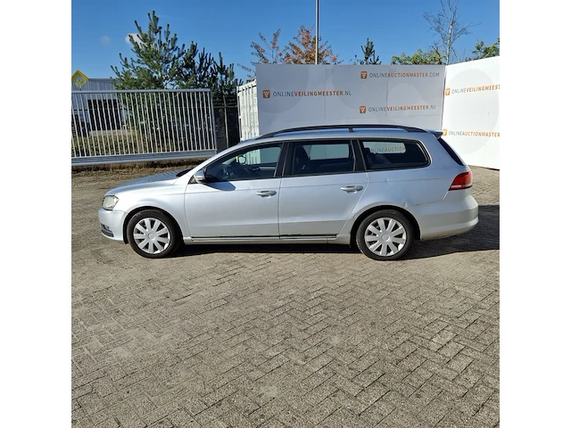 Personenauto volkswagen, passat 2.0 tdi, grijs, bouwjaar 2013 - afbeelding 45 van  45