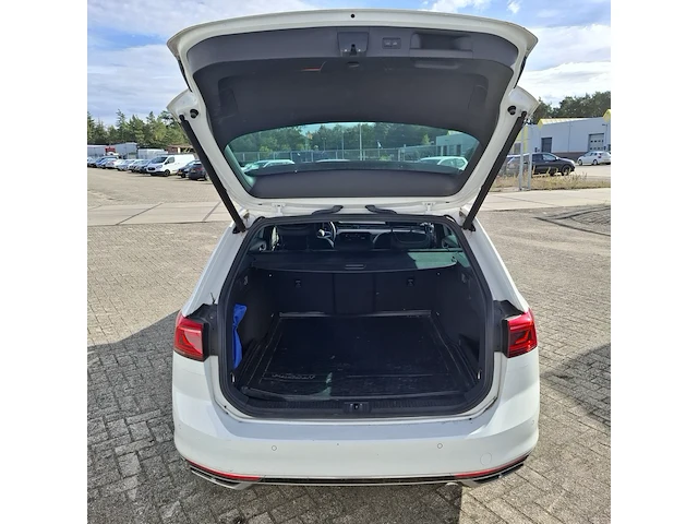 Personenauto volkswagen, passat variant 1.5tsi, wit, bouwjaar 2020 - afbeelding 36 van  52