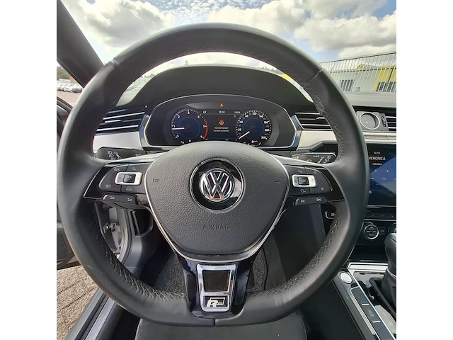 Personenauto volkswagen, passat variant 1.6 tdi highline r, grijs, bouwjaar 2017 - afbeelding 9 van  46