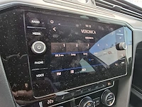 Personenauto volkswagen, passat variant 1.6 tdi highline r, grijs, bouwjaar 2017 - afbeelding 13 van  46