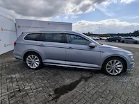 Personenauto volkswagen, passat variant 1.6 tdi highline r, grijs, bouwjaar 2017 - afbeelding 23 van  46