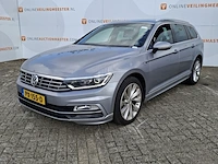 Personenauto volkswagen, passat variant 1.6 tdi highline r, grijs, bouwjaar 2017 - afbeelding 44 van  46
