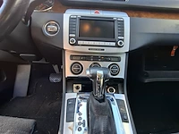 Personenauto volkswagen, passat variant 3.2 v6 highline 4m, bouwjaar 2007 - afbeelding 10 van  32