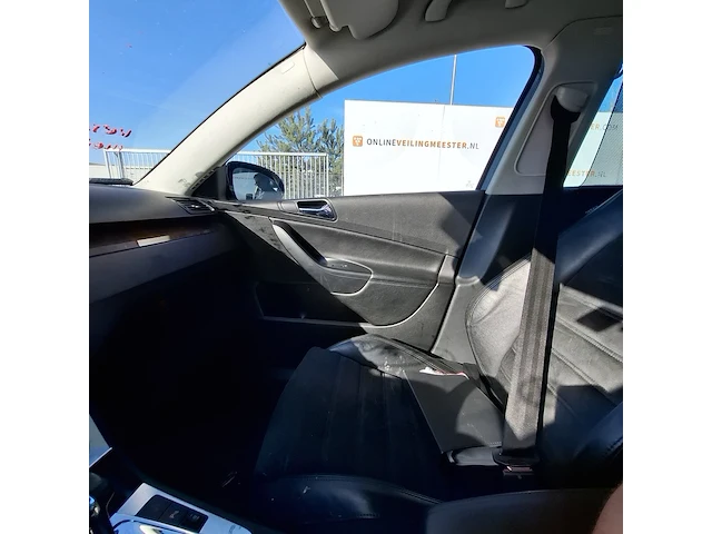 Personenauto volkswagen, passat variant 3.2 v6 highline 4m, bouwjaar 2007 - afbeelding 11 van  32