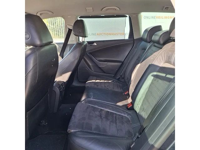 Personenauto volkswagen, passat variant 3.2 v6 highline 4m, bouwjaar 2007 - afbeelding 16 van  32