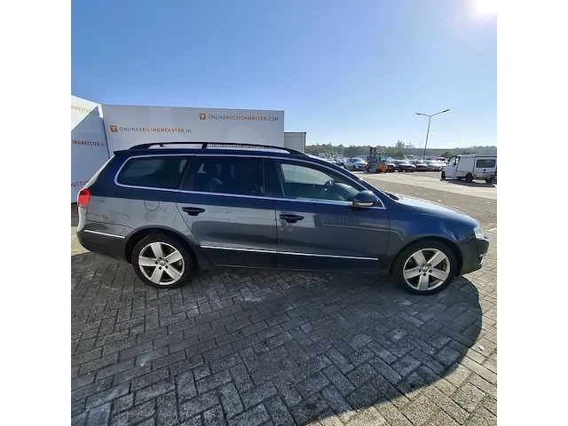 Personenauto volkswagen, passat variant 3.2 v6 highline 4m, bouwjaar 2007 - afbeelding 27 van  32