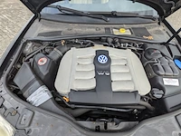 Personenauto volkswagen, passat variant 4.0 w8 4motion, bouwjaar 2001 - afbeelding 25 van  46