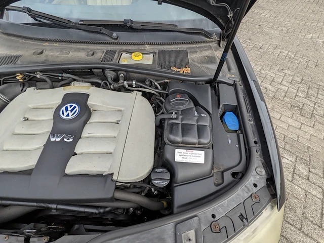 Personenauto volkswagen, passat variant 4.0 w8 4motion, bouwjaar 2001 - afbeelding 26 van  46
