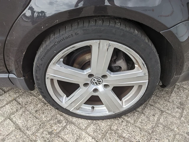 Personenauto volkswagen, passat variant 4.0 w8 4motion, bouwjaar 2001 - afbeelding 31 van  46