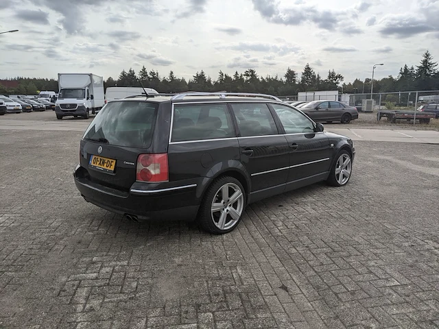 Personenauto volkswagen, passat variant 4.0 w8 4motion, bouwjaar 2001 - afbeelding 42 van  46