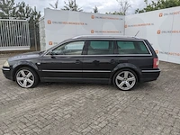 Personenauto volkswagen, passat variant 4.0 w8 4motion, bouwjaar 2001 - afbeelding 45 van  46
